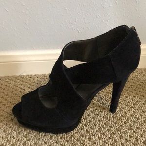 Michael Black Zip-back Heels